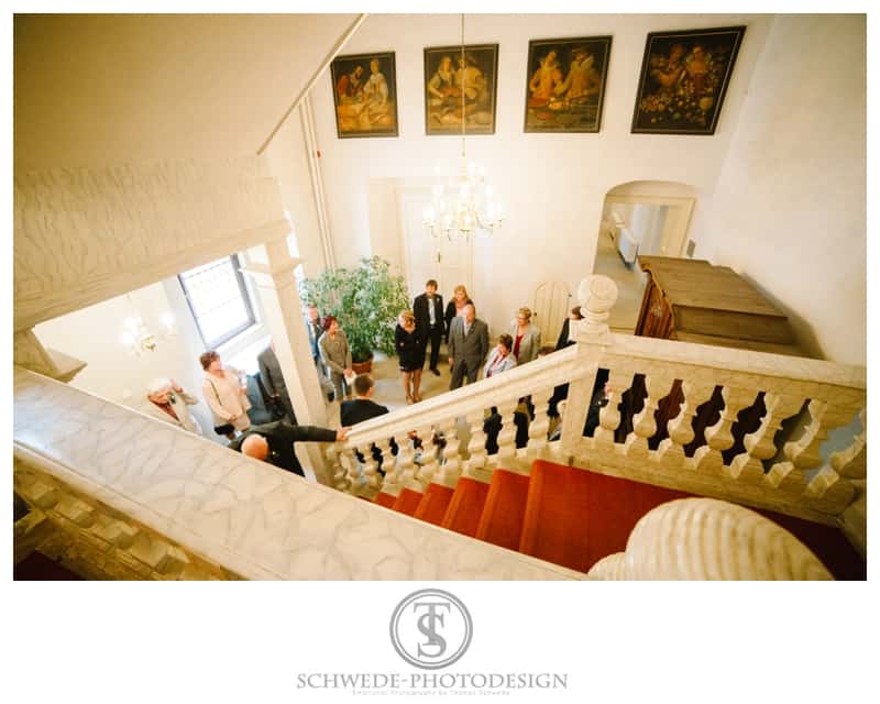 Standesamtliche Trauung von Maren und Thomas im Schloss Hinterglauchau | Kaminzimmer - Hochzeitsfotos in Glauchau - Als Hochzeitsfotograf unterwegs in Glauchau 11