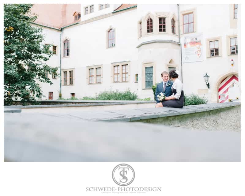 Standesamtliche Trauung von Maren und Thomas im Schloss Hinterglauchau | Kaminzimmer - Hochzeitsfotos in Glauchau - Als Hochzeitsfotograf unterwegs in Glauchau 24