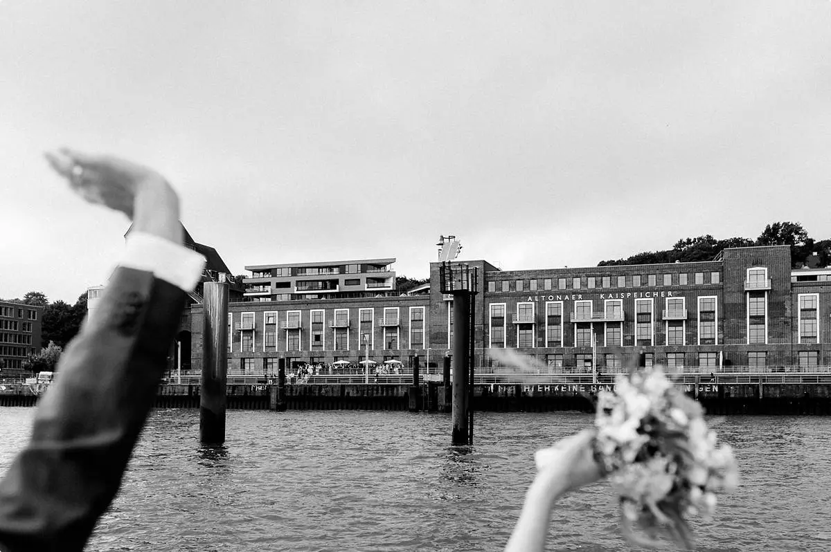 Die Hochzeit von Resi und Micha in Hamburg - Als Hochzeitsfotograf in Hamburg unterwegs 96